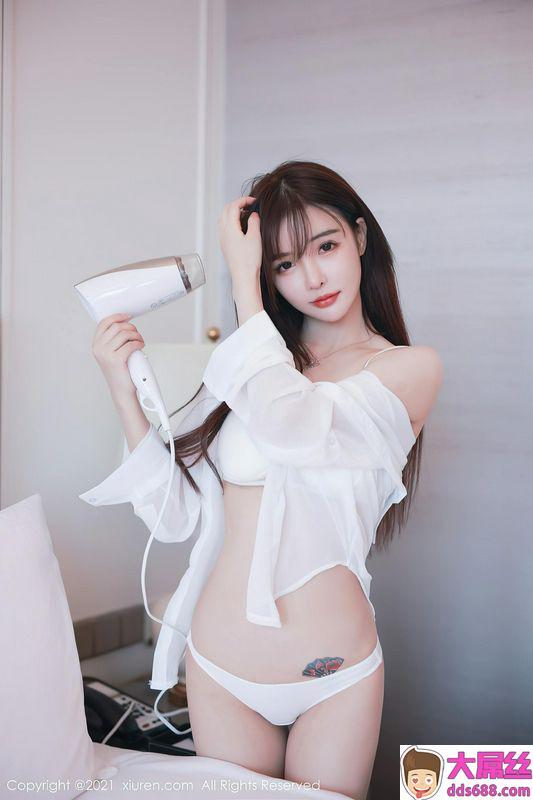 Xiuren秀人系列No.3064南初妹妹完整版无水印写真