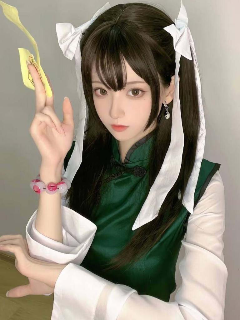 ❤️情趣黑丝小女仆❤️今天是超级卡哇伊的女仆装 乖巧听话的黑丝女仆，随时都可以供主人中出内射